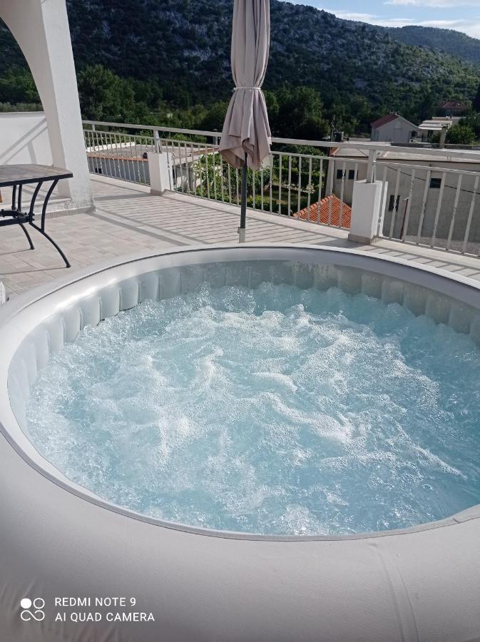 Holiday Home Horizonte With Jacuzzi Gornja Brela Exterior foto