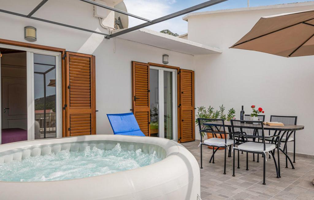 Holiday Home Horizonte With Jacuzzi Gornja Brela Exterior foto