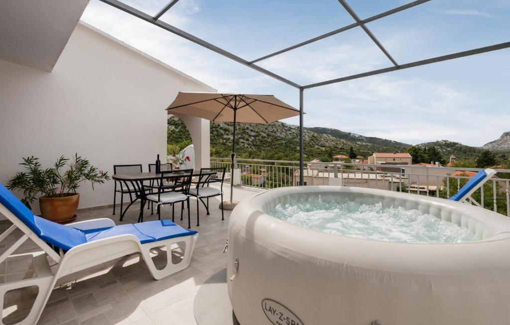 Holiday Home Horizonte With Jacuzzi Gornja Brela Exterior foto