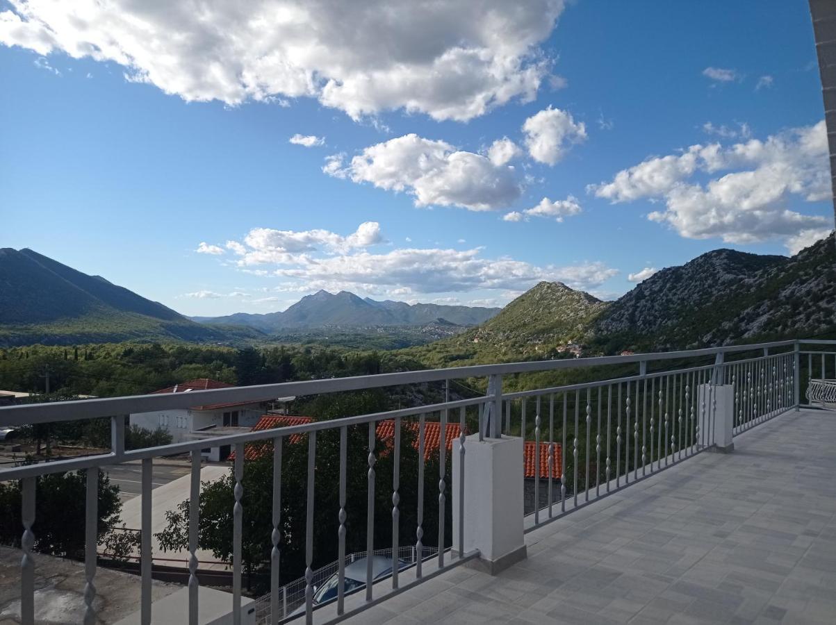 Holiday Home Horizonte With Jacuzzi Gornja Brela Exterior foto