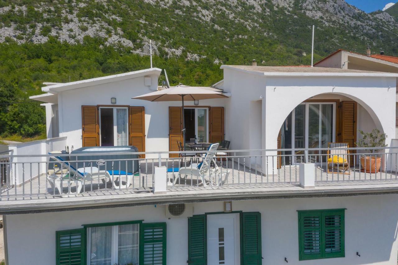 Holiday Home Horizonte With Jacuzzi Gornja Brela Exterior foto